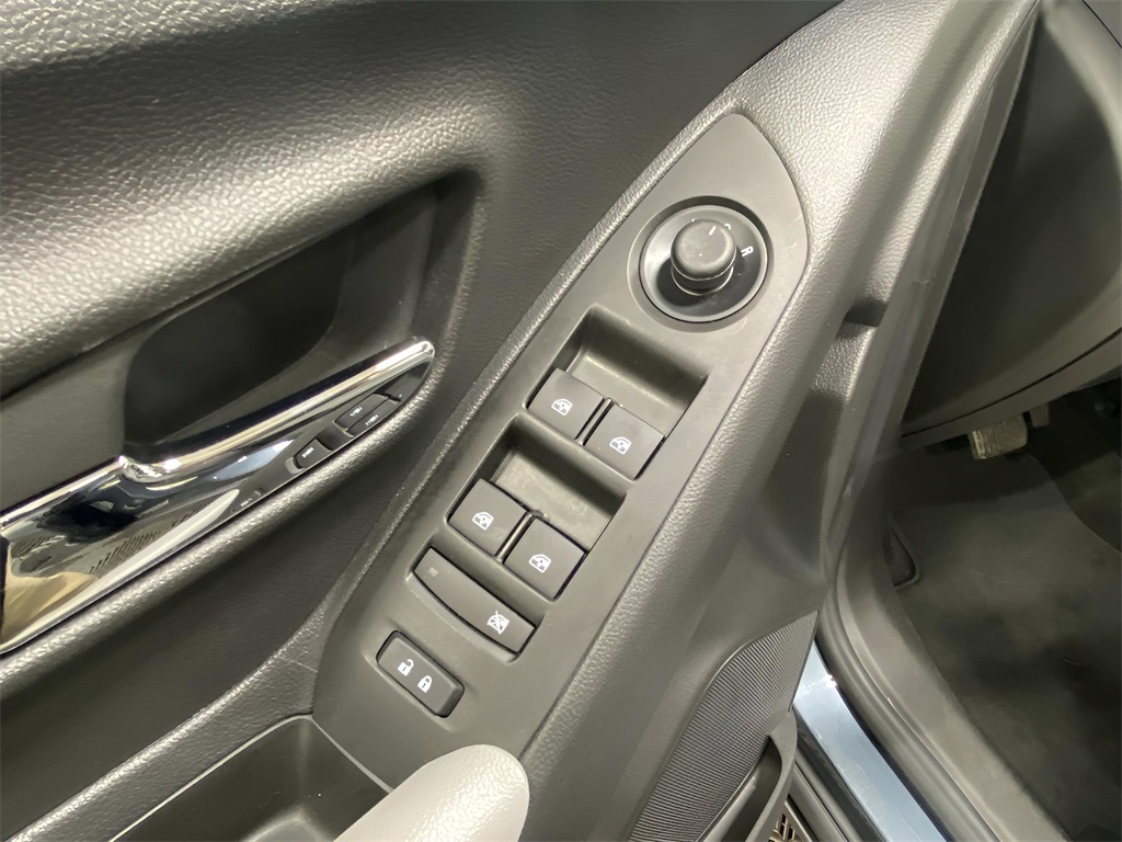 2022 Chevrolet Trax LT photo 29