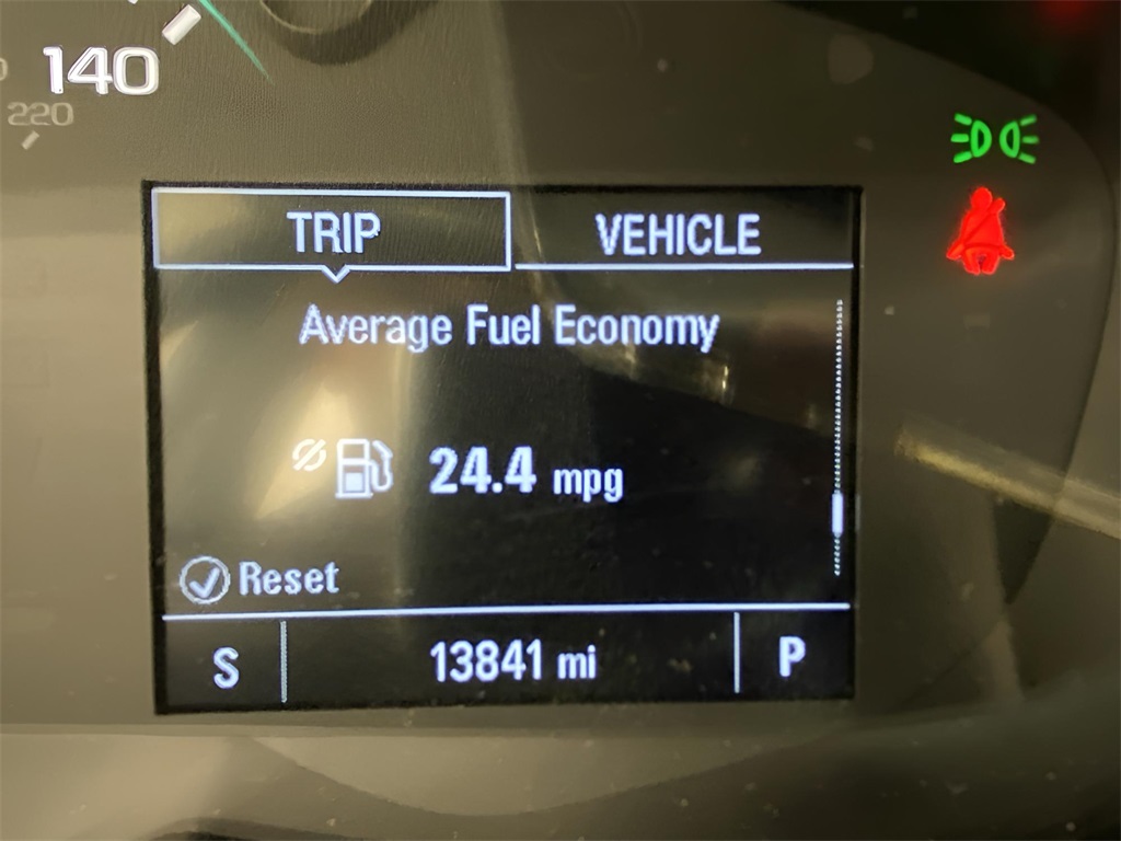 2022 Chevrolet Trax LT photo 9