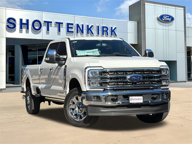 2026 Ford F-350 Super Duty King Ranch's photo