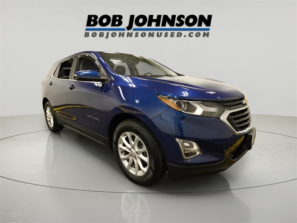 2019 Chevrolet Equinox LT photo 3
