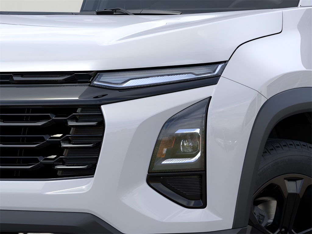 2026 Chevrolet Equinox LT photo 2