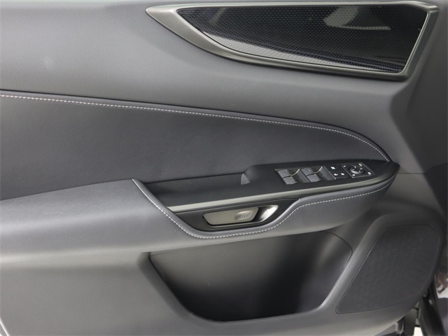 2026 Lexus NX 350 photo 11