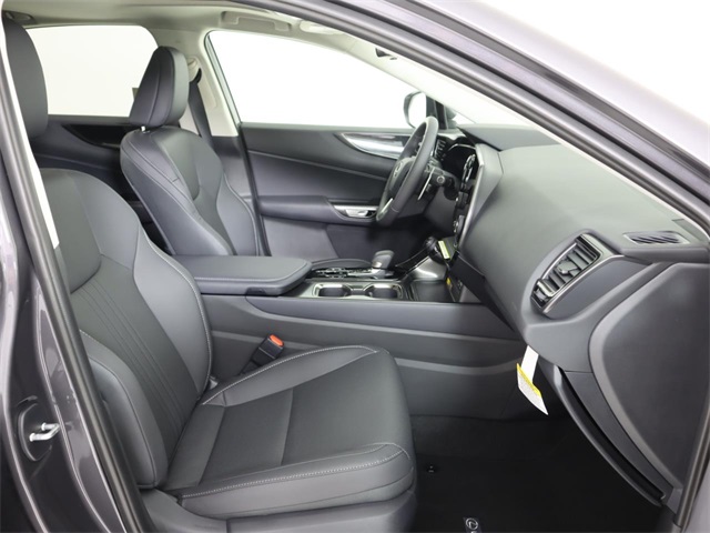 2026 Lexus NX 350 photo 13