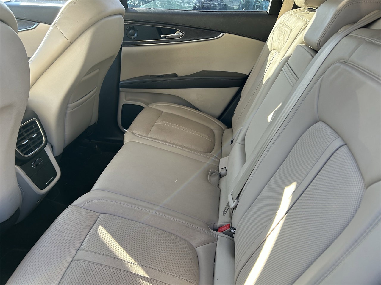 used 2020 Lincoln Nautilus car, priced at $25,887