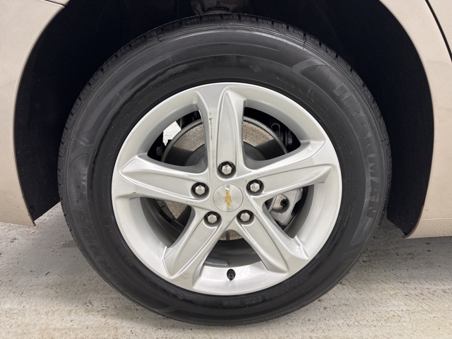 used 2024 Chevrolet Malibu car, priced at $19,998