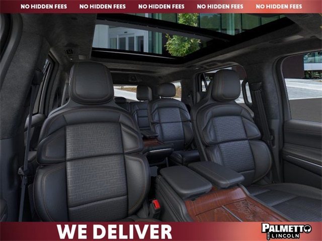 new 2025 Lincoln Navigator car, priced at $118,585