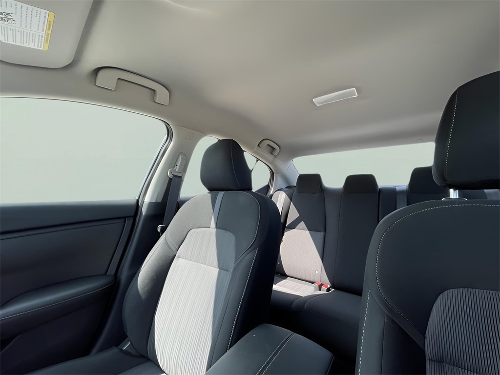 2024 Nissan Sentra SV photo 13