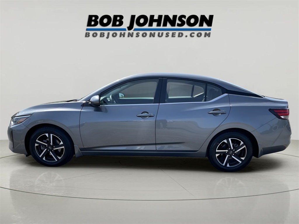 2024 Nissan Sentra SV photo 18