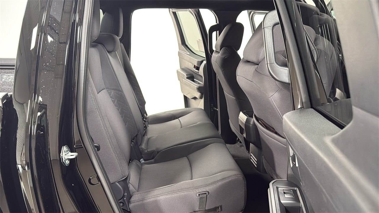2025 Toyota Tacoma SR Double Cab photo 13
