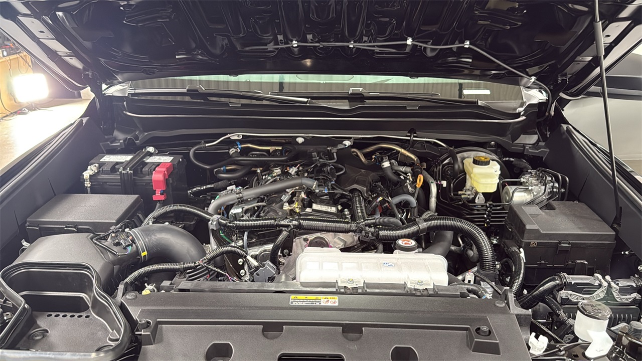 2025 Toyota Tacoma SR Double Cab photo 21