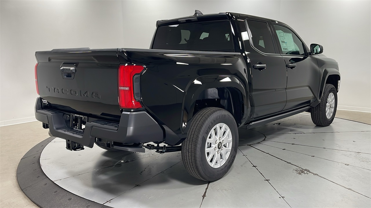 2025 Toyota Tacoma SR Double Cab photo 3