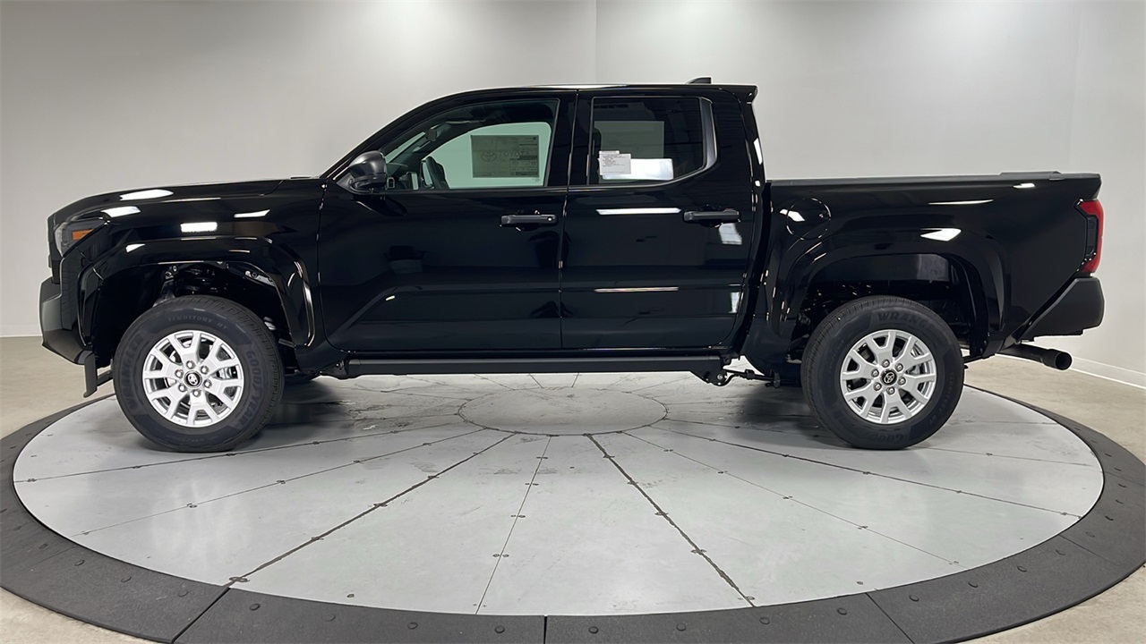 2025 Toyota Tacoma SR Double Cab photo 6