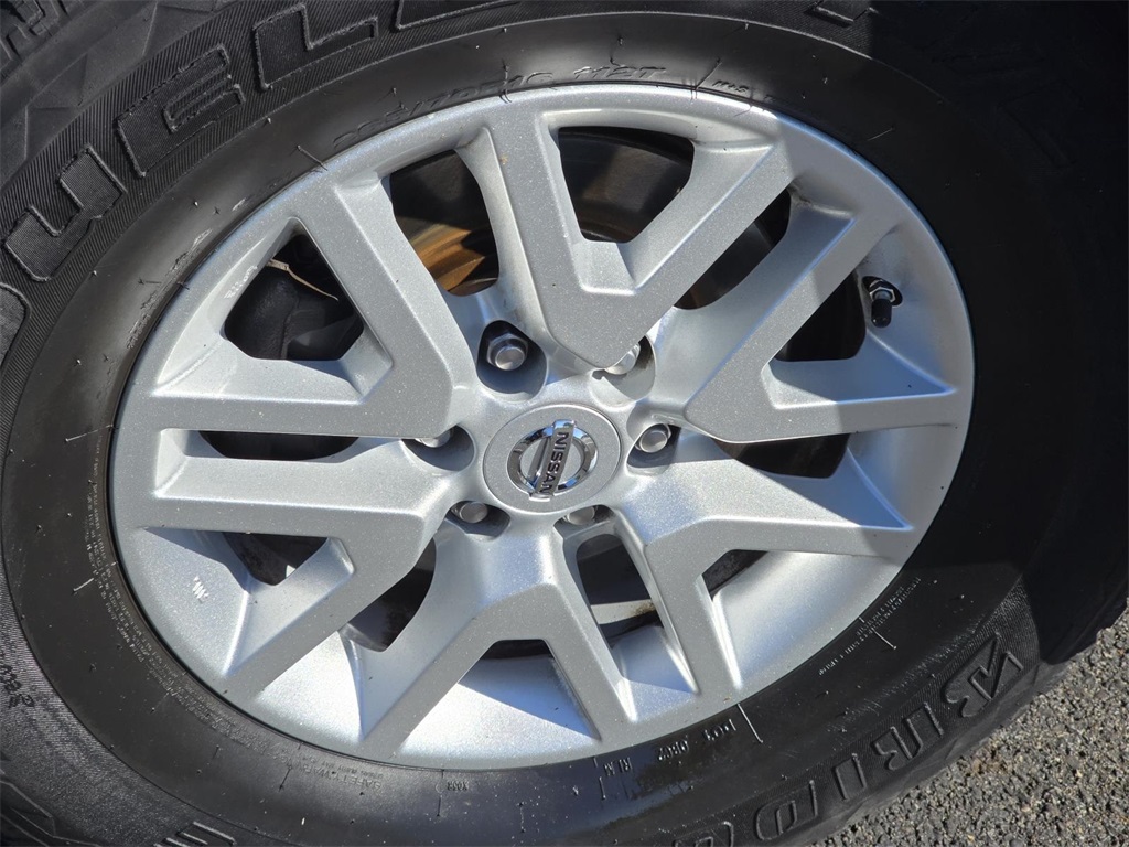 2019 Nissan Frontier SV photo 8