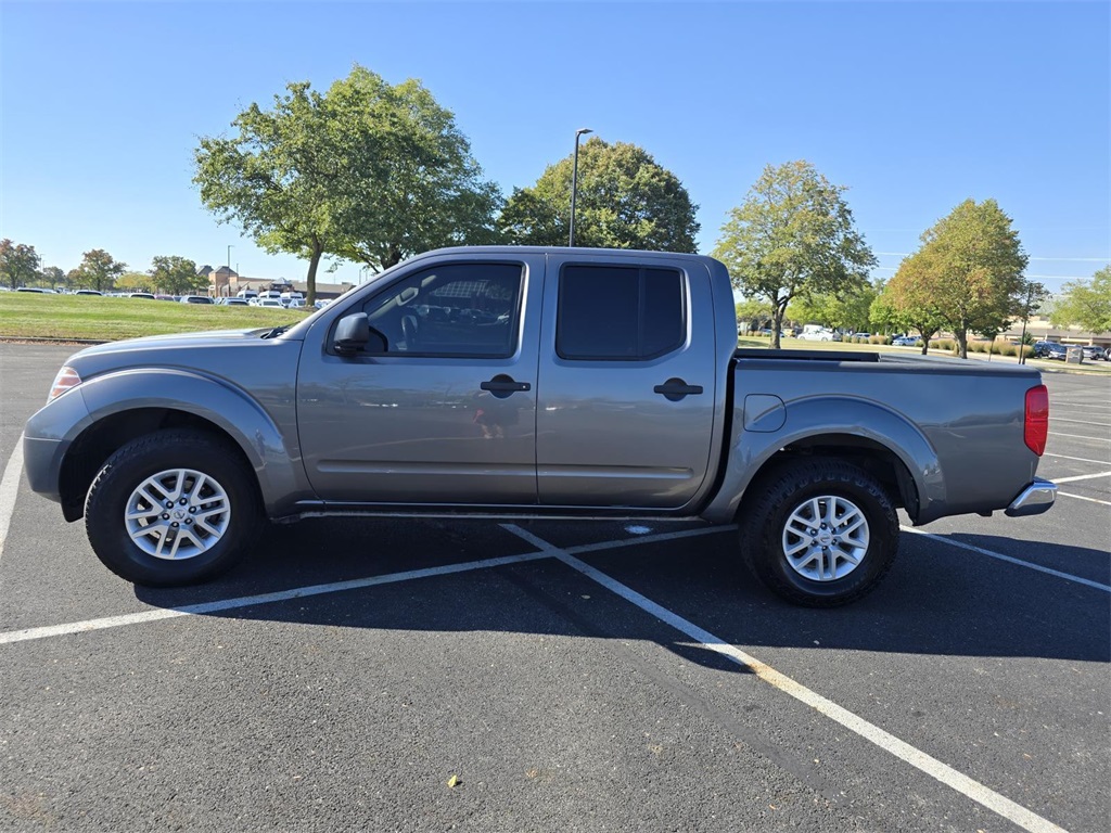 2019 Nissan Frontier SV photo 14