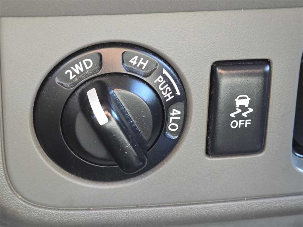 2019 Nissan Frontier SV photo 6