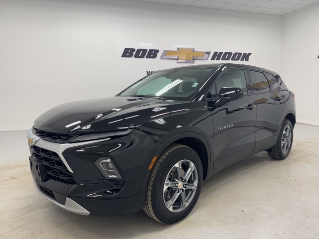 used 2025 Chevrolet Blazer car, priced at $26,988
