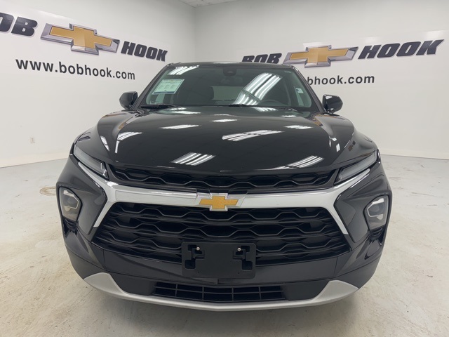 used 2025 Chevrolet Blazer car, priced at $26,988