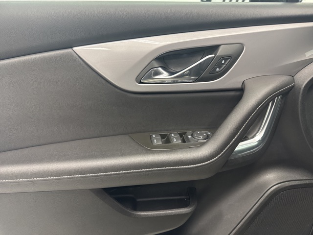 used 2025 Chevrolet Blazer car, priced at $26,988