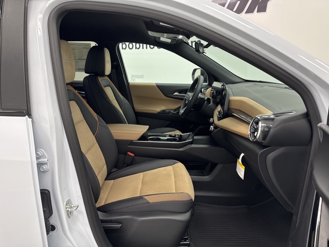 new 2026 Chevrolet Equinox car, priced at $32,875