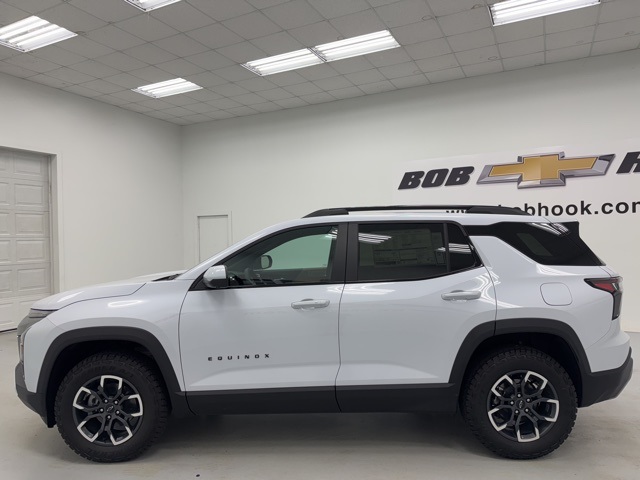 new 2026 Chevrolet Equinox car, priced at $32,875