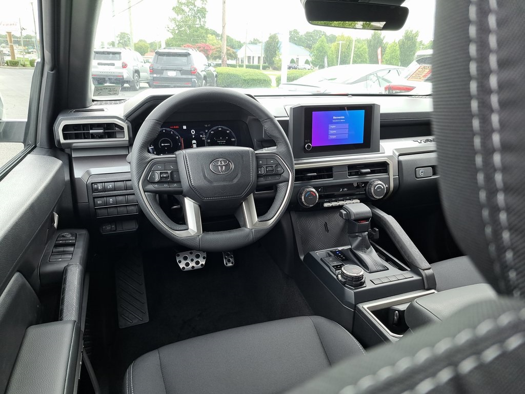 2025 Toyota Tacoma TRD Sport Double Cab photo 9
