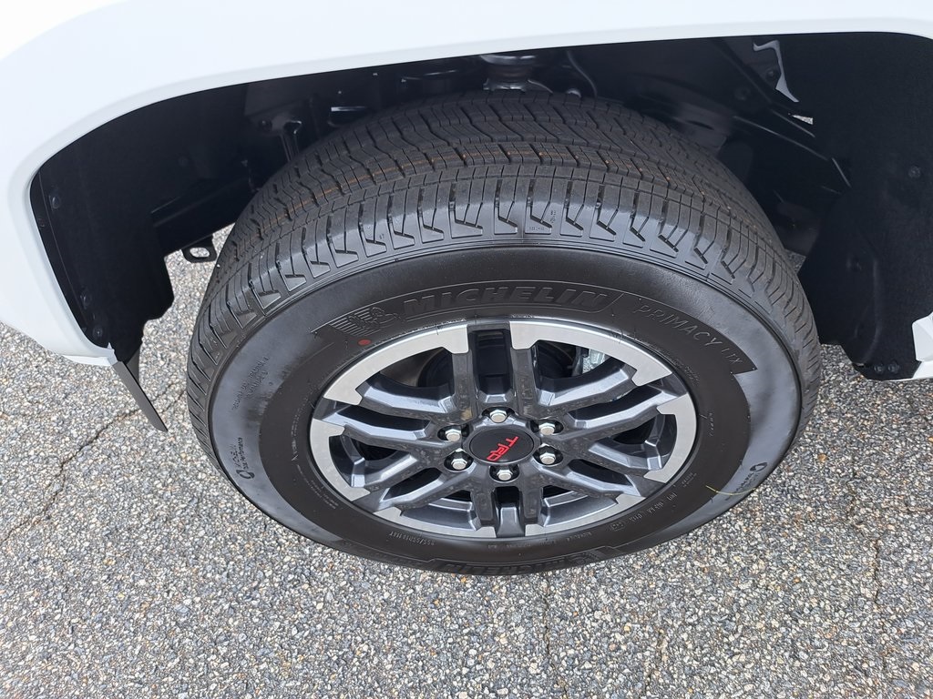 2025 Toyota Tacoma TRD Sport Double Cab photo 13
