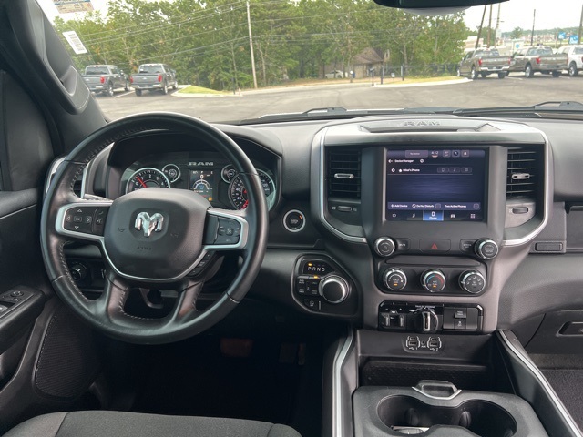 2022 Bright White Clearcoat Ram 1500 Big Horn/Lone Star 4X4 Truck