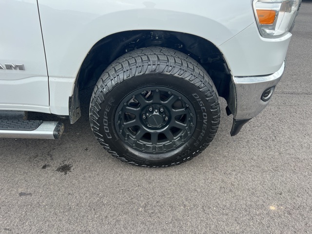 2022 Bright White Clearcoat Ram 1500 Big Horn/Lone Star 4X4 Truck