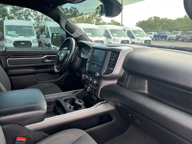 2022 Bright White Clearcoat Ram 1500 Big Horn/Lone Star 4X4 Truck