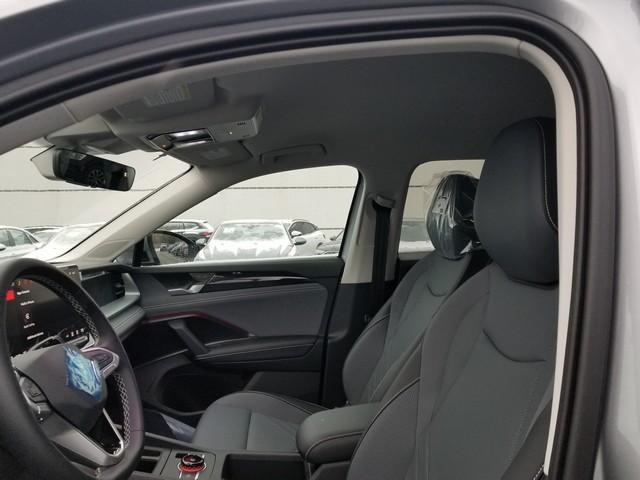 new 2026 Volkswagen Tiguan car, priced at $37,985