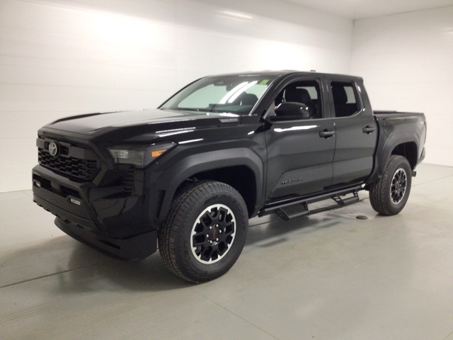 2025 Toyota Tacoma TRD Off-Road Double Cab photo 2