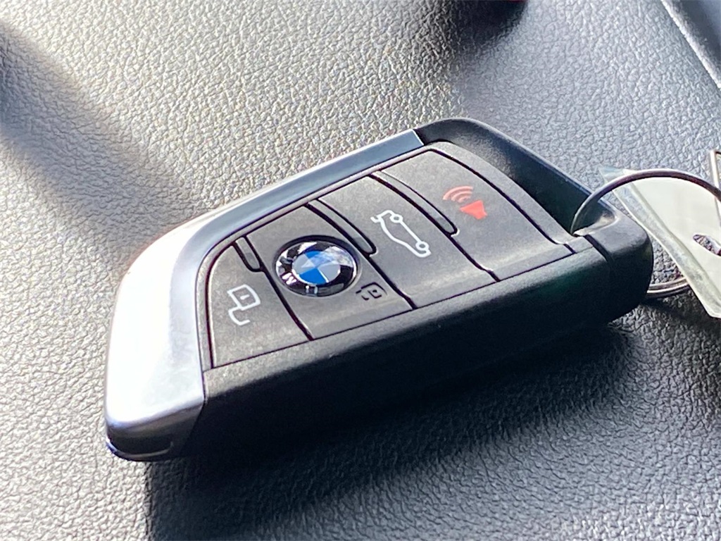 2022 Melbourne Red Metallic BMW 3 Series 330i xDrive AWD Sedan