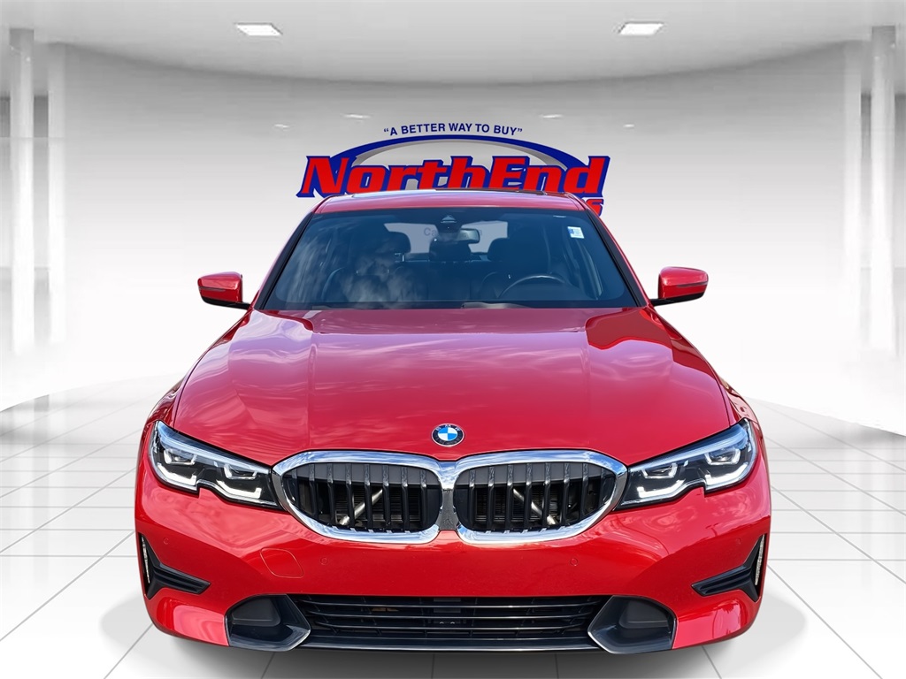 2022 Melbourne Red Metallic BMW 3 Series 330i xDrive AWD Sedan