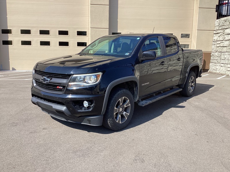 2017 Chevrolet Colorado Z71 photo 3