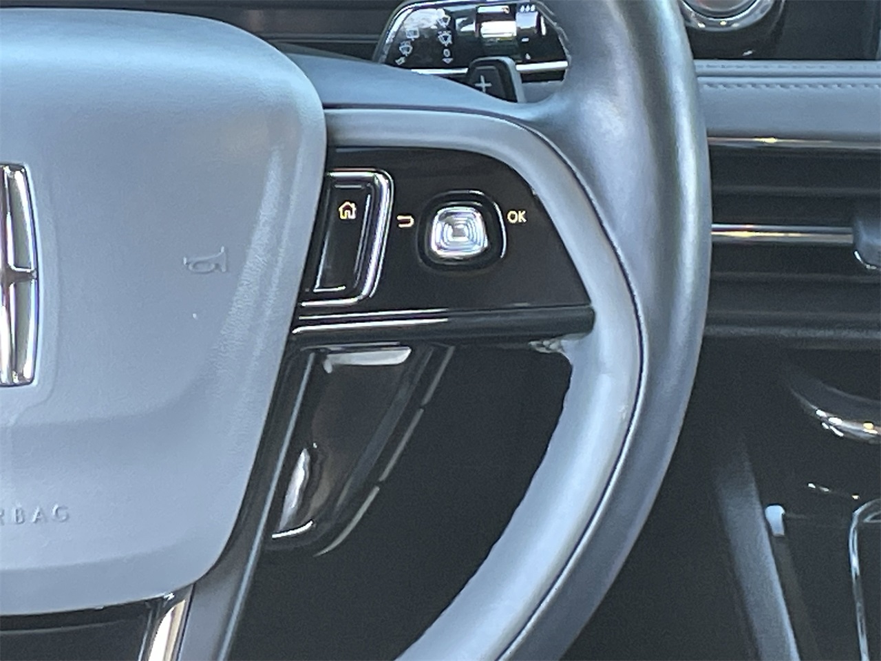 used 2022 Lincoln Corsair car, priced at $24,279