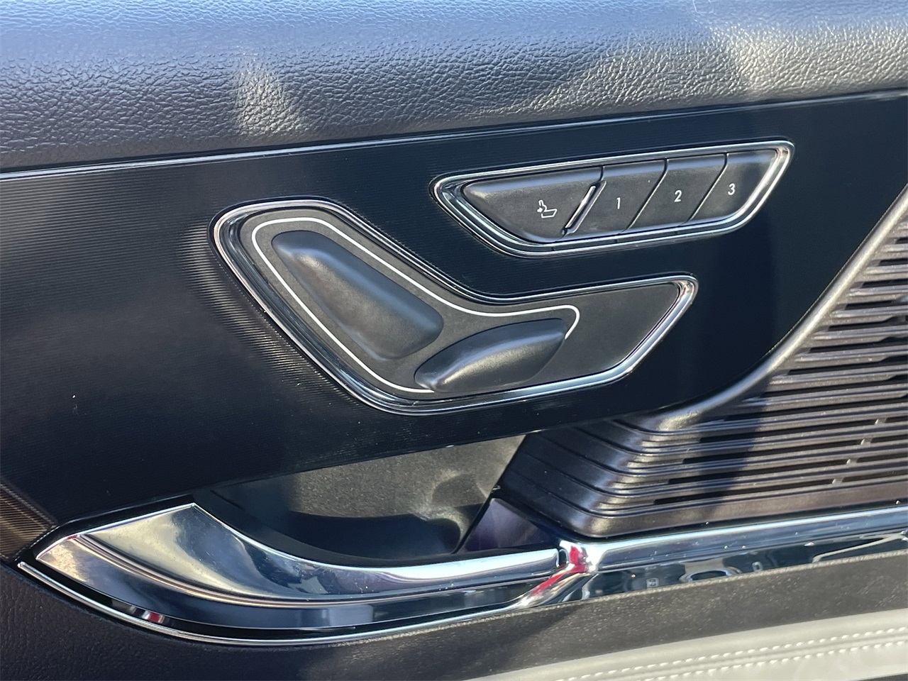 used 2022 Lincoln Corsair car, priced at $24,279