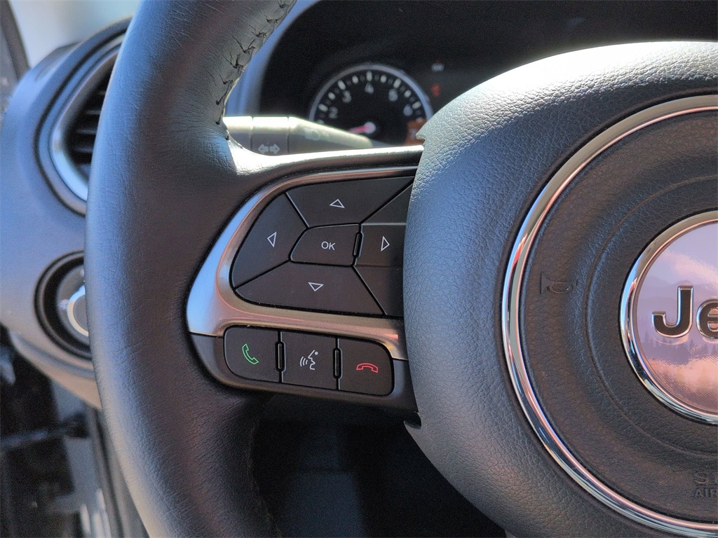 2020 Jeep Renegade Limited photo 18
