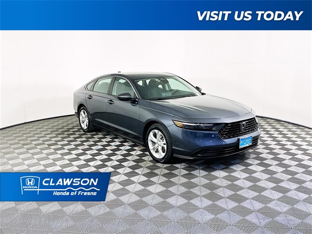 2023 Honda Accord LX's photo