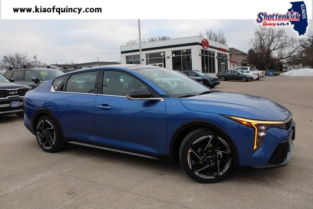 2025 Kia K4 GT-Line's photo