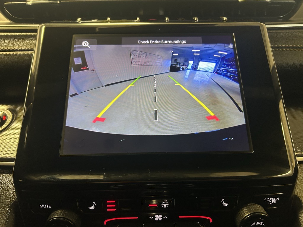 used 2024 Jeep Grand Cherokee car, priced at $33,846