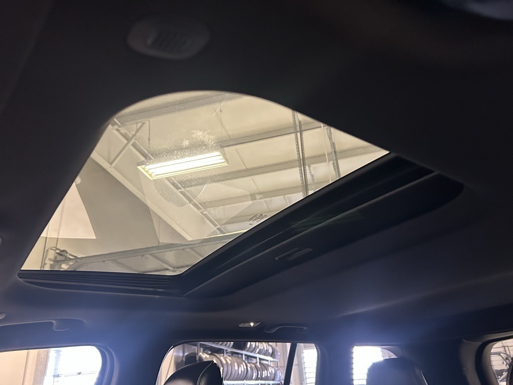 used 2024 Jeep Grand Cherokee car, priced at $33,846