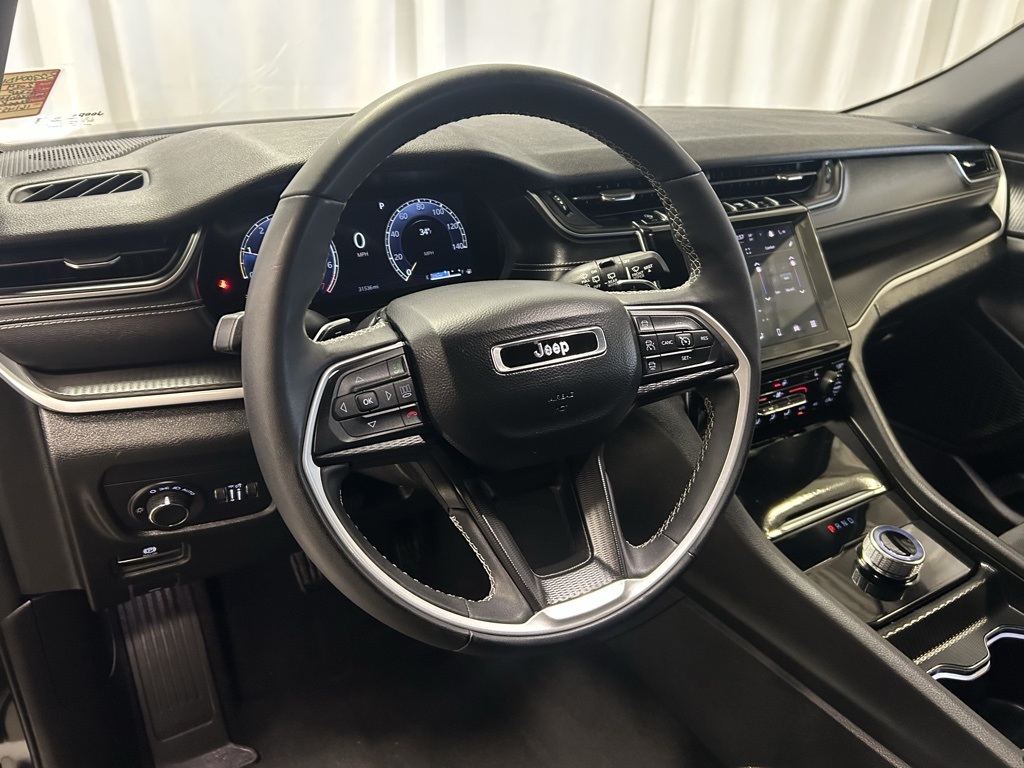 used 2024 Jeep Grand Cherokee car, priced at $33,846