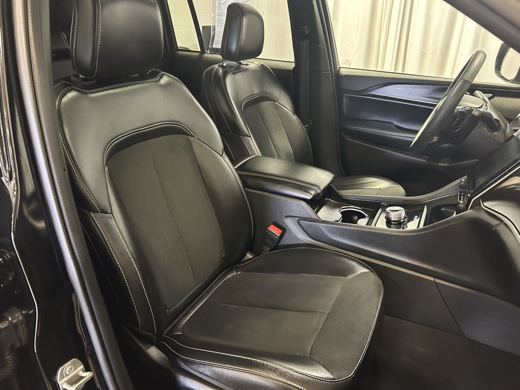 used 2024 Jeep Grand Cherokee car, priced at $33,846