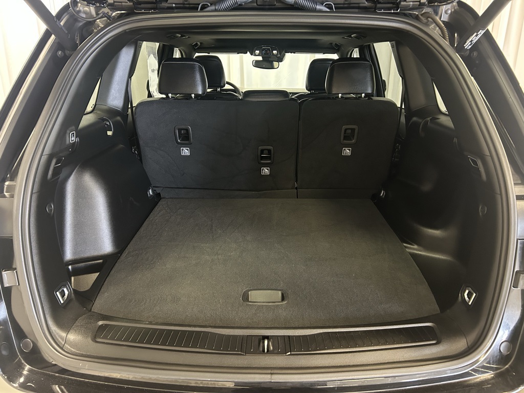 used 2024 Jeep Grand Cherokee car, priced at $33,846