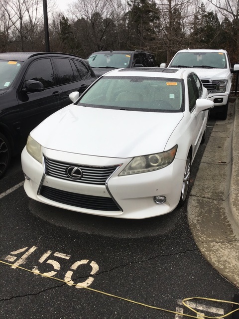 2013 Lexus ES 350's photo