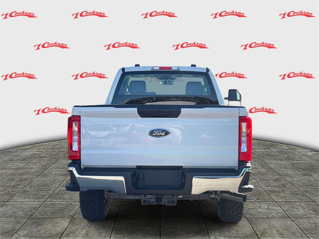 2026 Ford F-350 XL photo 4