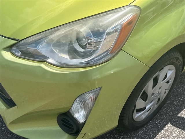 2015 Toyota Prius C Four photo 8