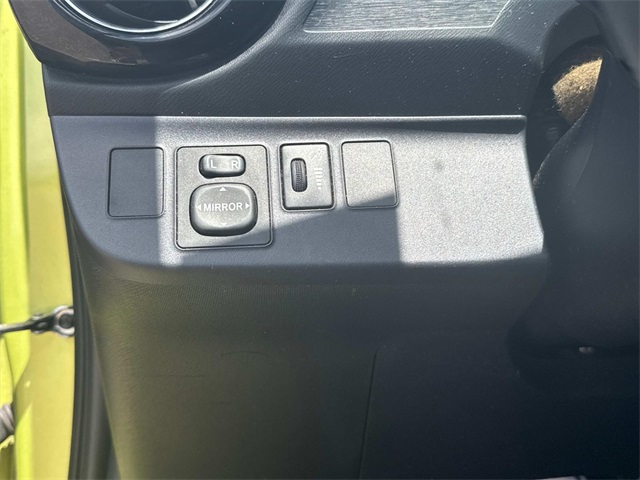 2015 Toyota Prius C Four photo 23