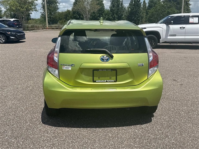 2015 Toyota Prius C Four photo 3