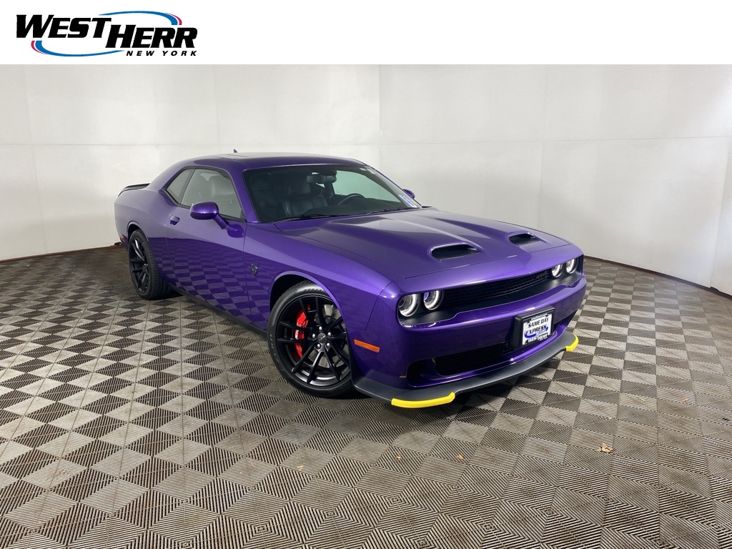 Pre-Owned 2023 Dodge Challenger SRT Hellcat Jailbreak 2D Coupe in